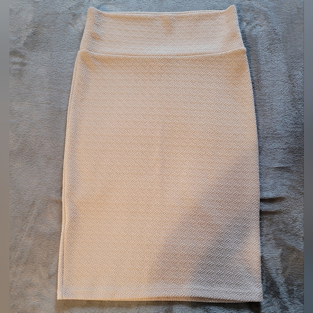 Lularoe Cream Cassie Pencil Skirt